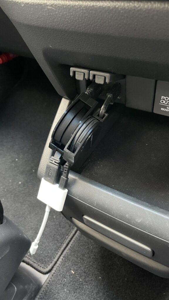車内をHDMIで接続